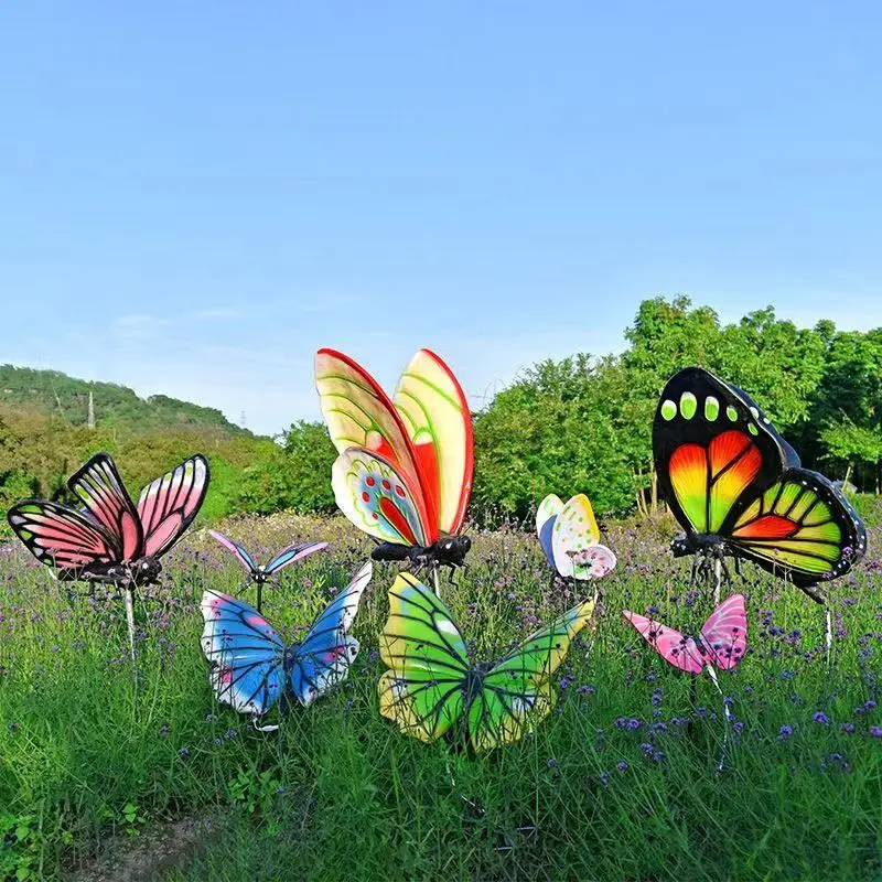 Escultura de mariposa al aire  - Gardening Tools Sketch reseña y precio