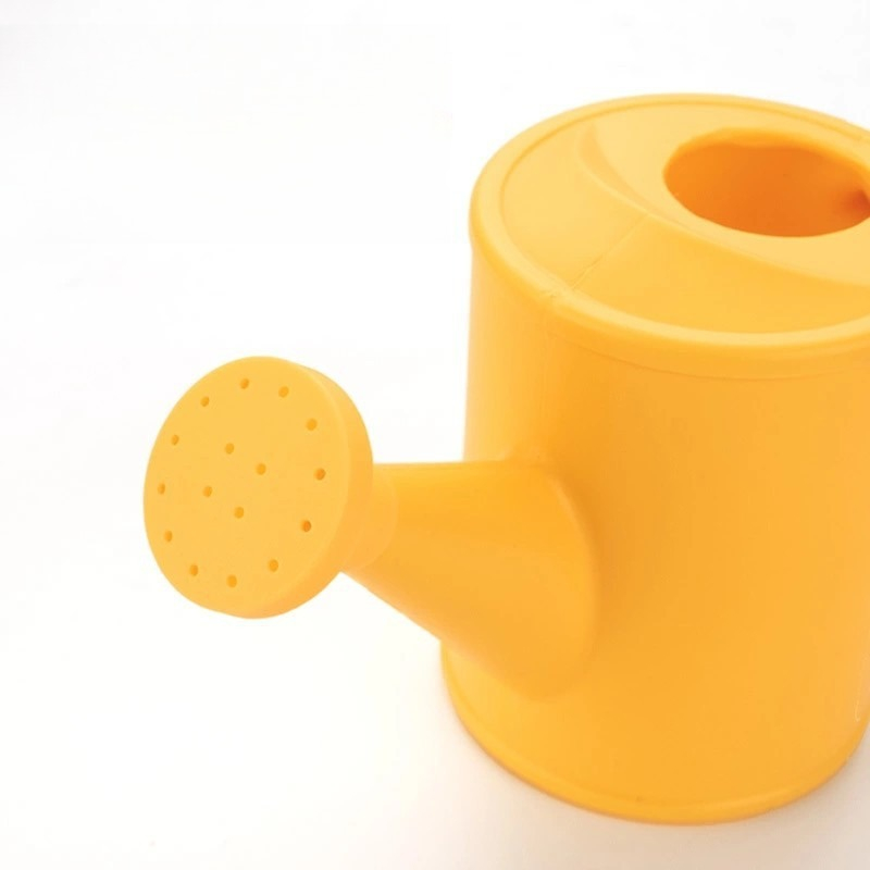 Regadera de plástico ligera de - Gardening Tools For Kids reseña y precio